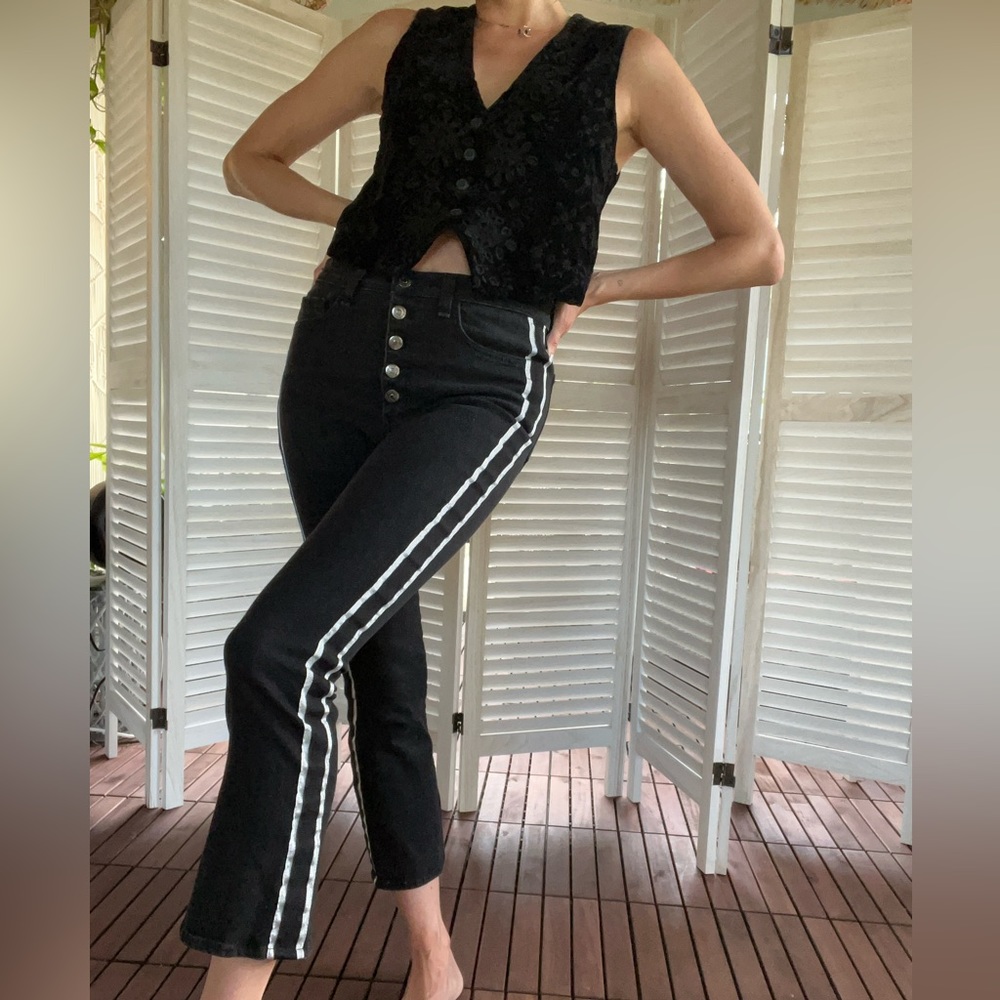 F1, Razor Cool Cropped, Black Denim Jeans! VERONICA BEARD BRAND!